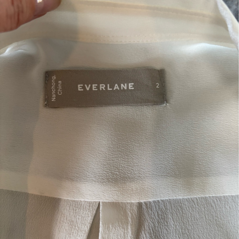 EVERLANE THE UTILITY SHIRT IN WASHABLE SILK SZ 2 #0888 - Picture 4 of 6